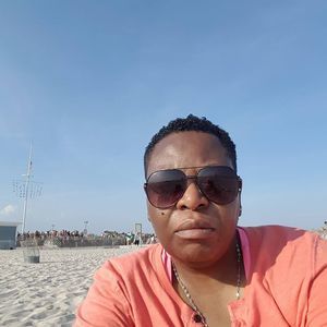 Meet your Posher, Renee